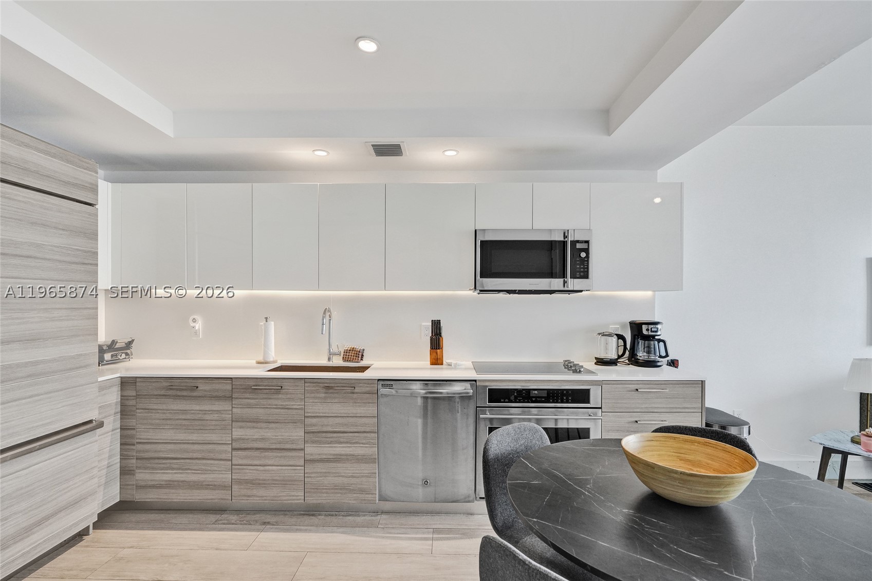 121 NE 34th St #2205, Miami FL 33137