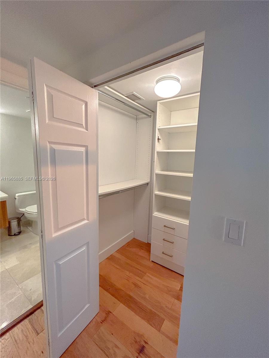 19501 W Country Club Dr #1209, Aventura FL 33180