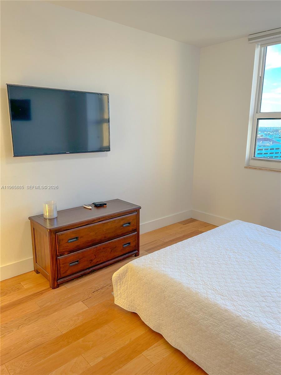 19501 W Country Club Dr #1209, Aventura FL 33180