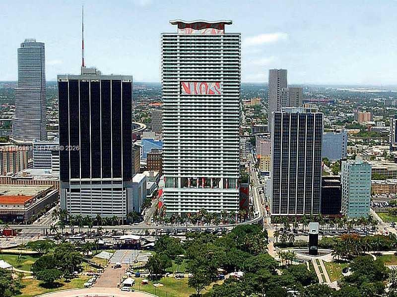 50 Biscayne Blvd #4209, Miami FL 33132