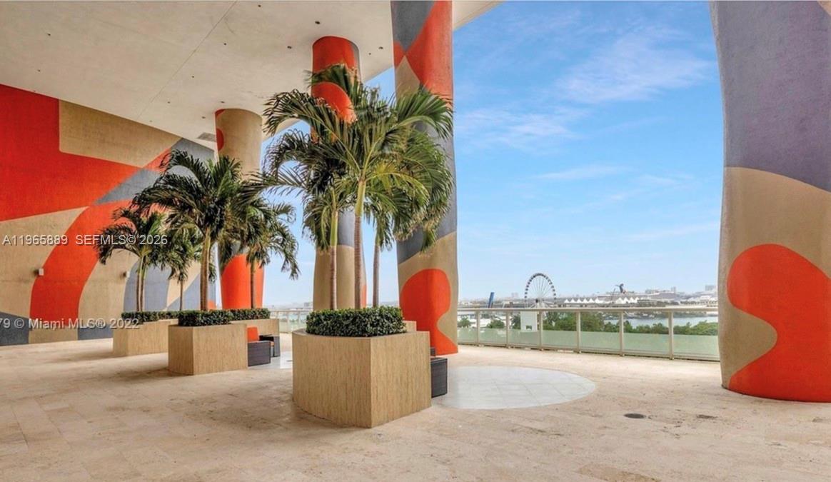 50 Biscayne Blvd #4209, Miami FL 33132