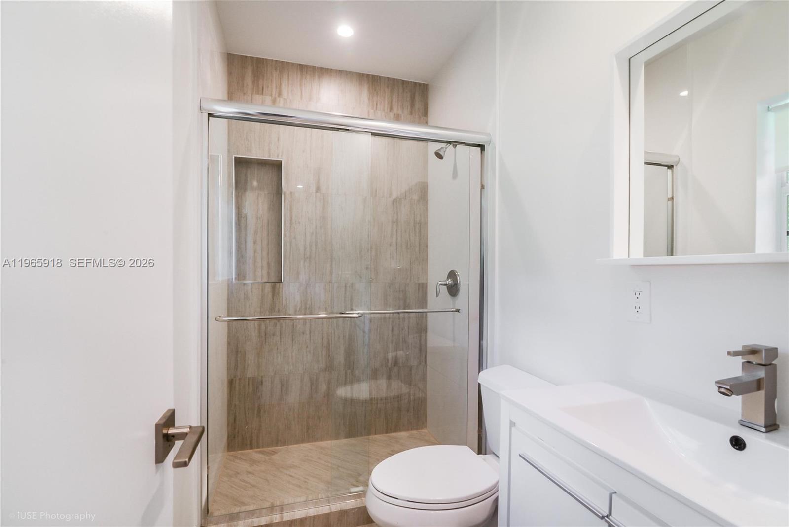 52 Camden Dr, Bal Harbour FL 33154