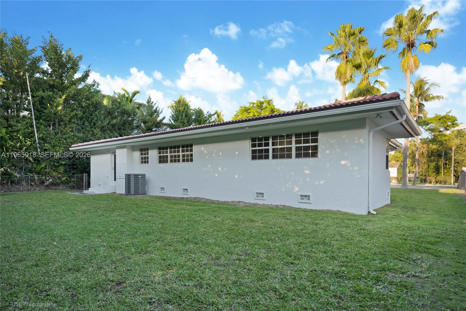 52 Camden Dr, Bal Harbour FL 33154
