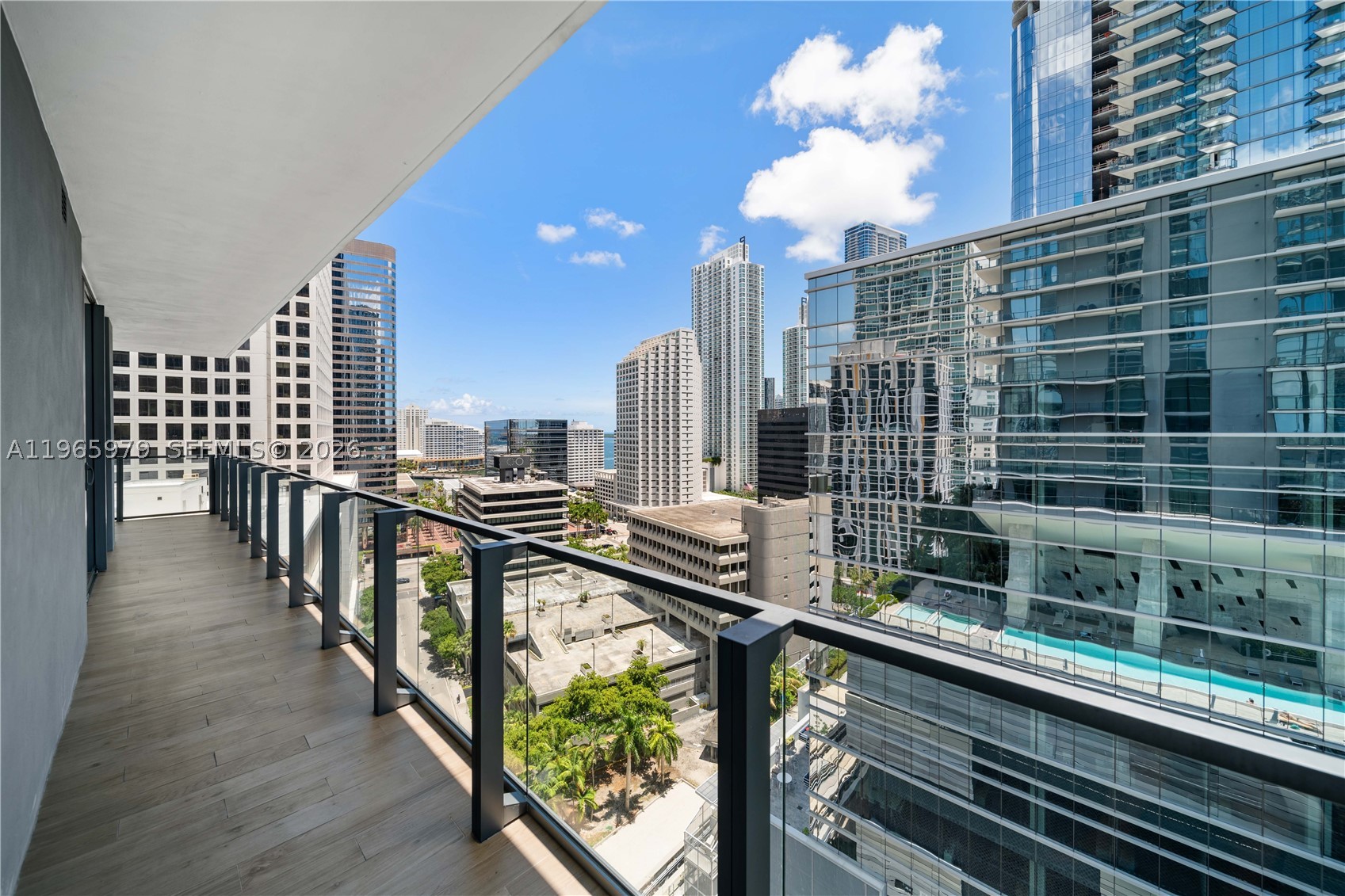 68 SE 6th St #1201, Miami FL 33131