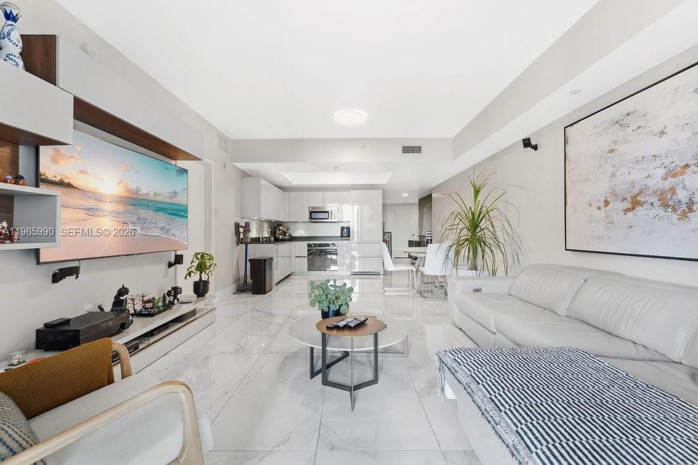 1010 Brickell Ave #4011, Miami FL 33131
