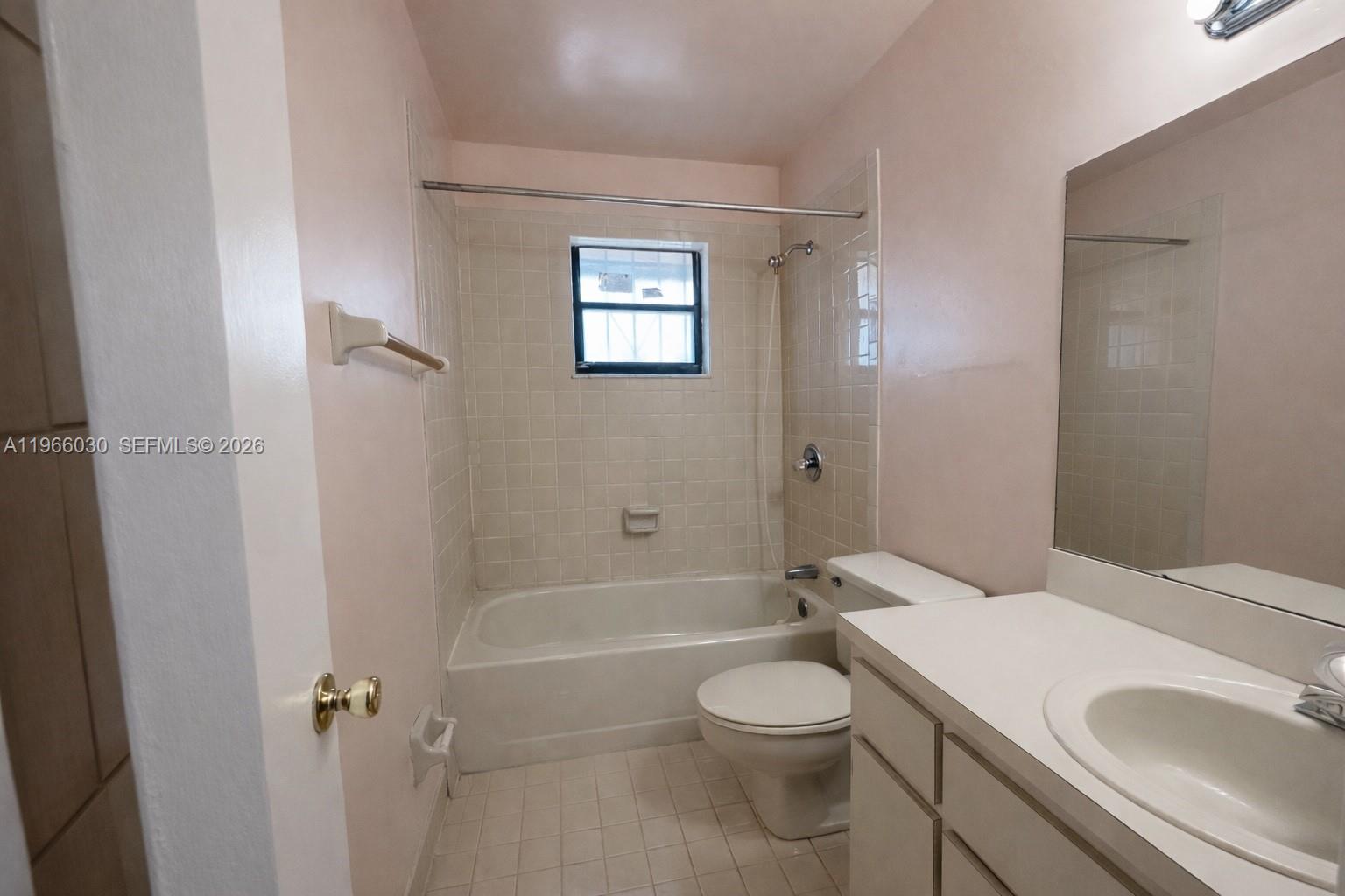 550 SW 115th Ave #310F, Sweetwater FL 33174