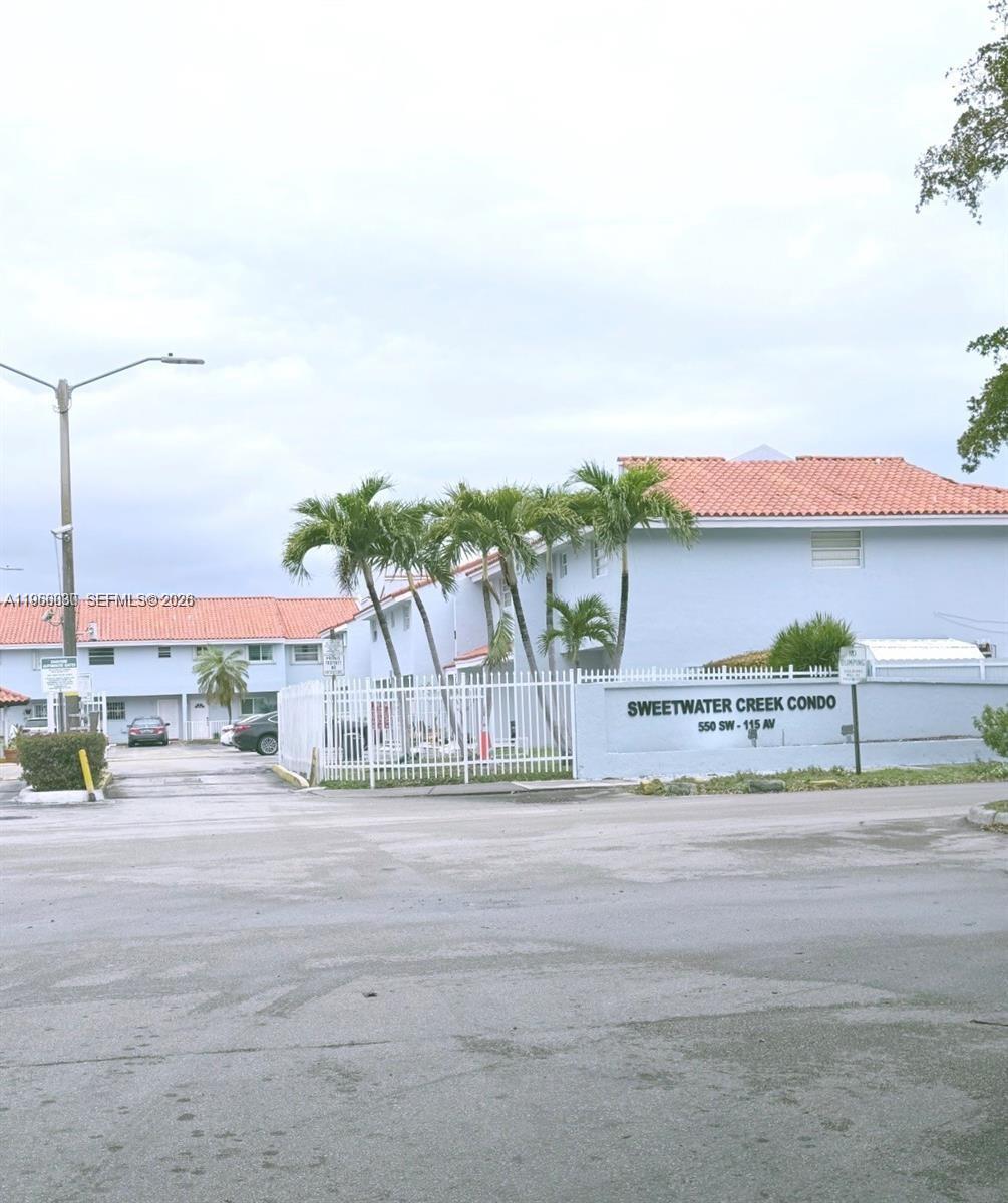 550 SW 115th Ave #310F, Sweetwater FL 33174