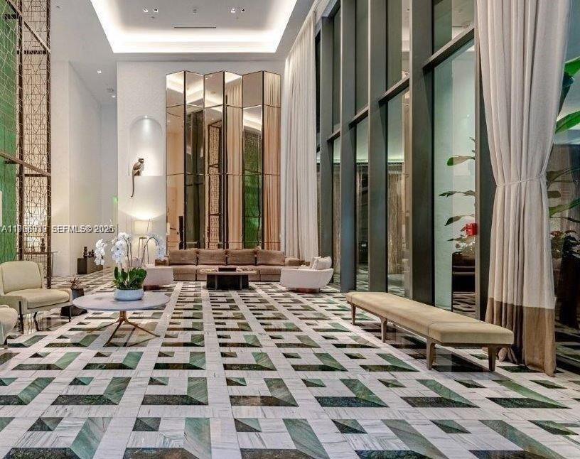 801 S Miami Ave #2708, Miami FL 33130