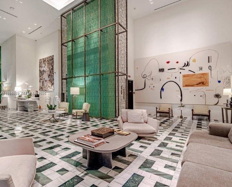 801 S Miami Ave #2708, Miami FL 33130