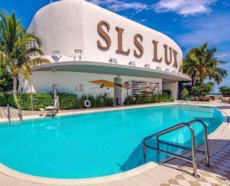 801 S Miami Ave #2708, Miami FL 33130