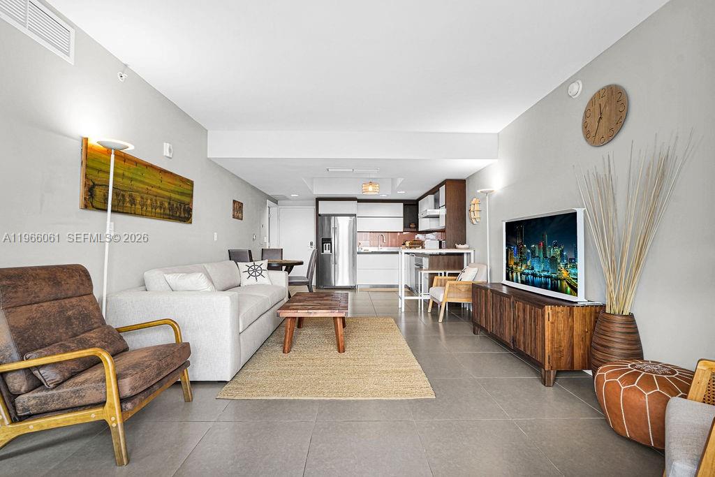 2155 Washington Ct #403, Miami Beach FL 33139