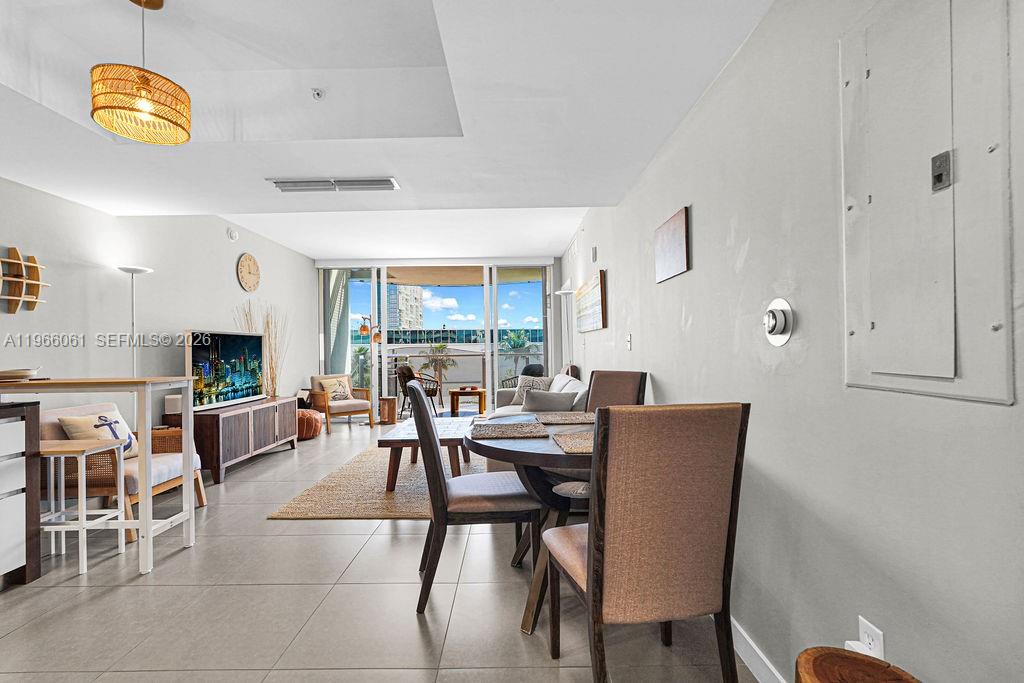 2155 Washington Ct #403, Miami Beach FL 33139