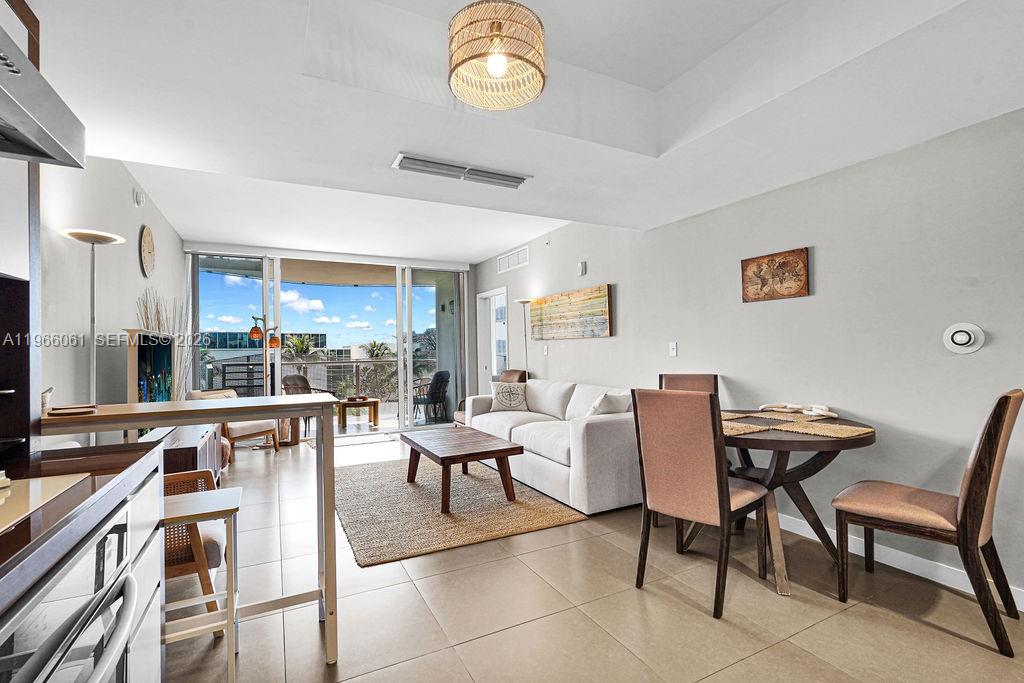 2155 Washington Ct #403, Miami Beach FL 33139