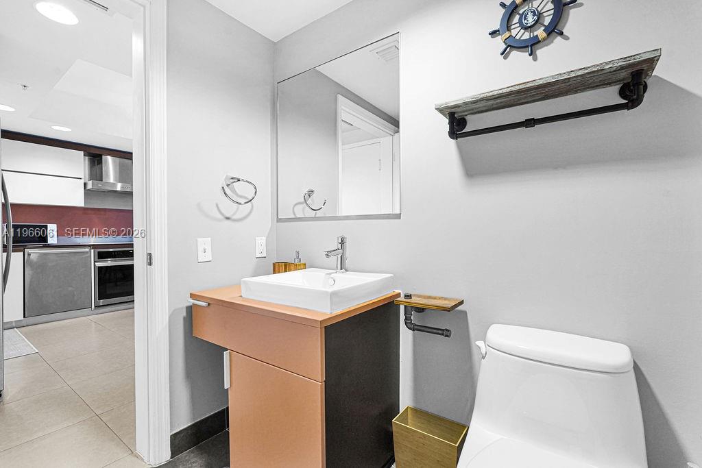 2155 Washington Ct #403, Miami Beach FL 33139