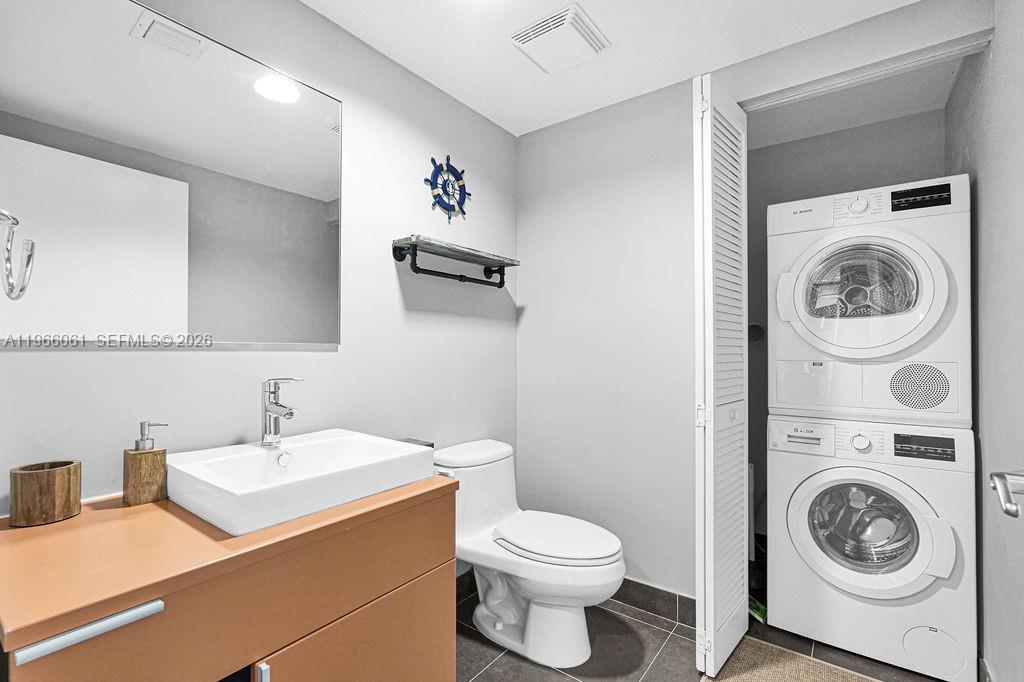 2155 Washington Ct #403, Miami Beach FL 33139