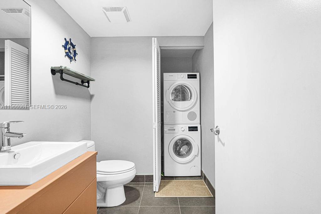2155 Washington Ct #403, Miami Beach FL 33139