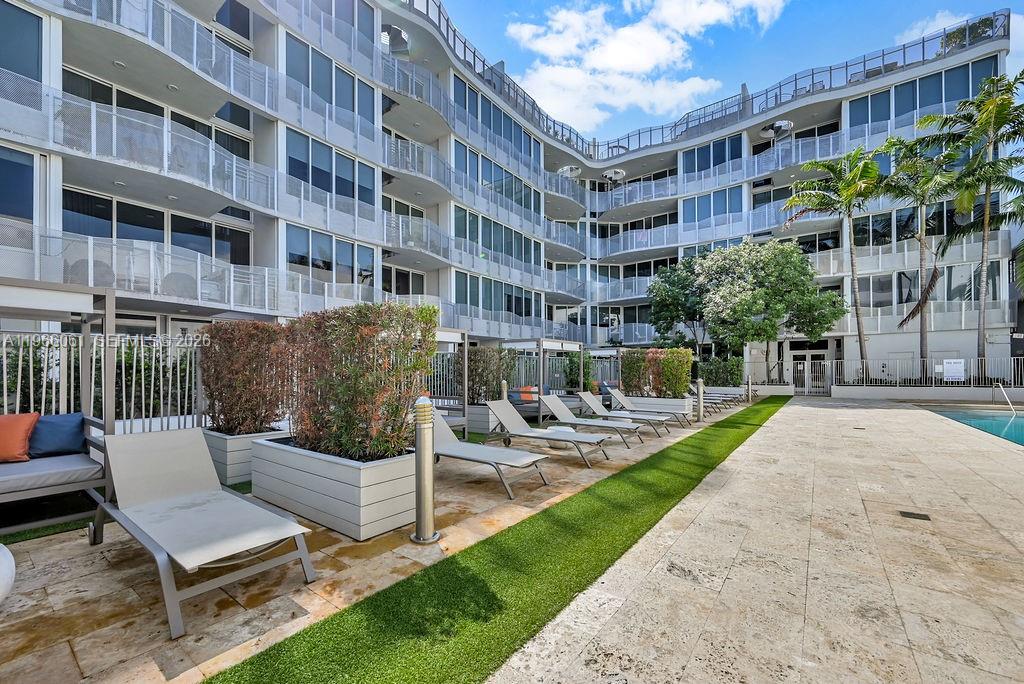 2155 Washington Ct #403, Miami Beach FL 33139