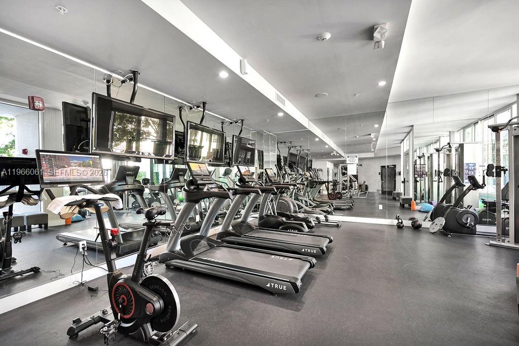 2155 Washington Ct #403, Miami Beach FL 33139