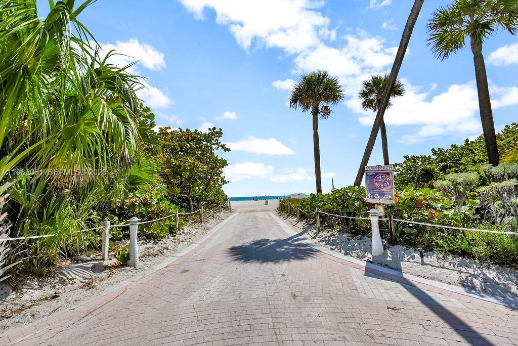 2155 Washington Ct #403, Miami Beach FL 33139