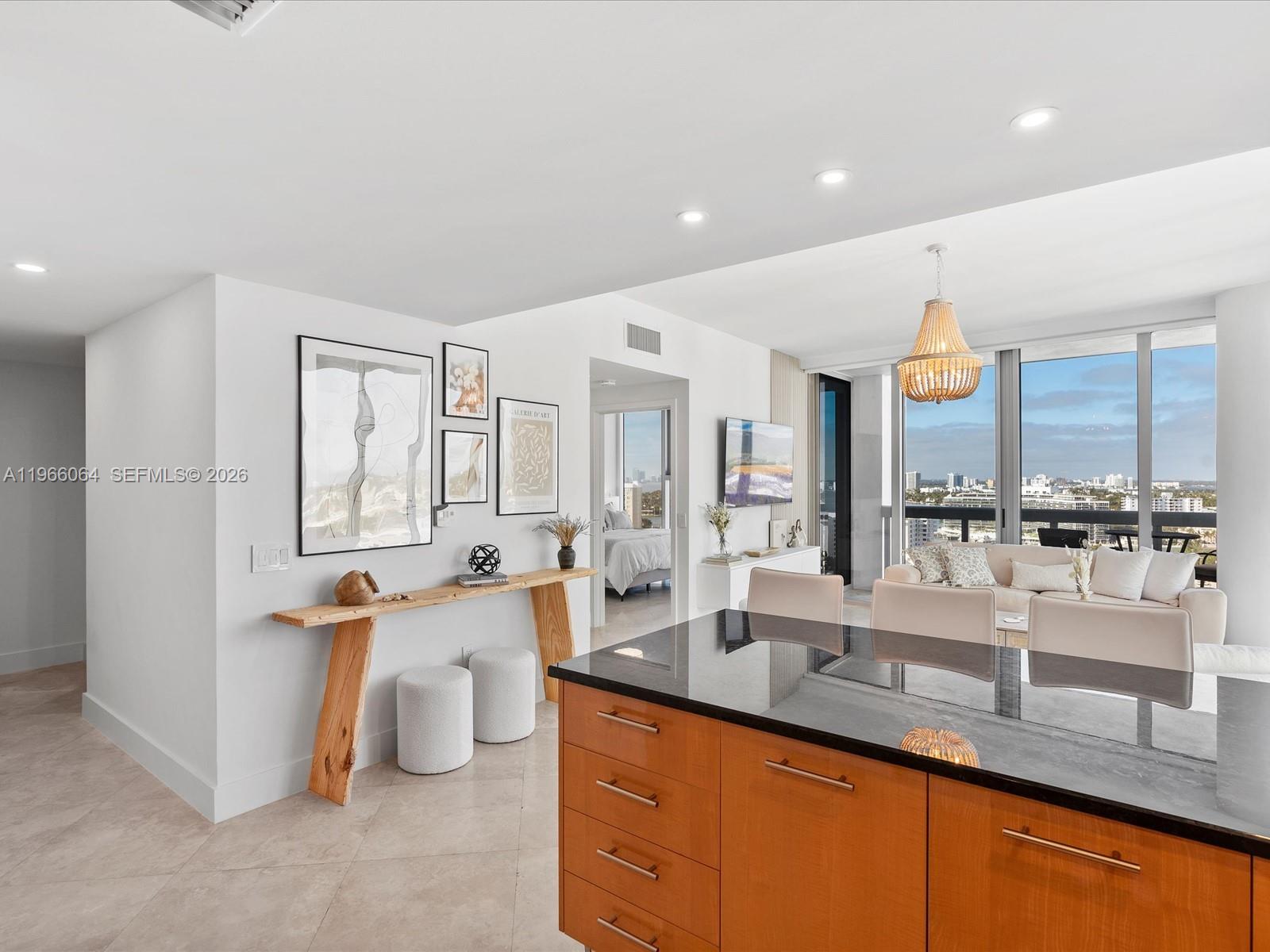6899 Collins Ave #1704, Miami Beach FL 33141