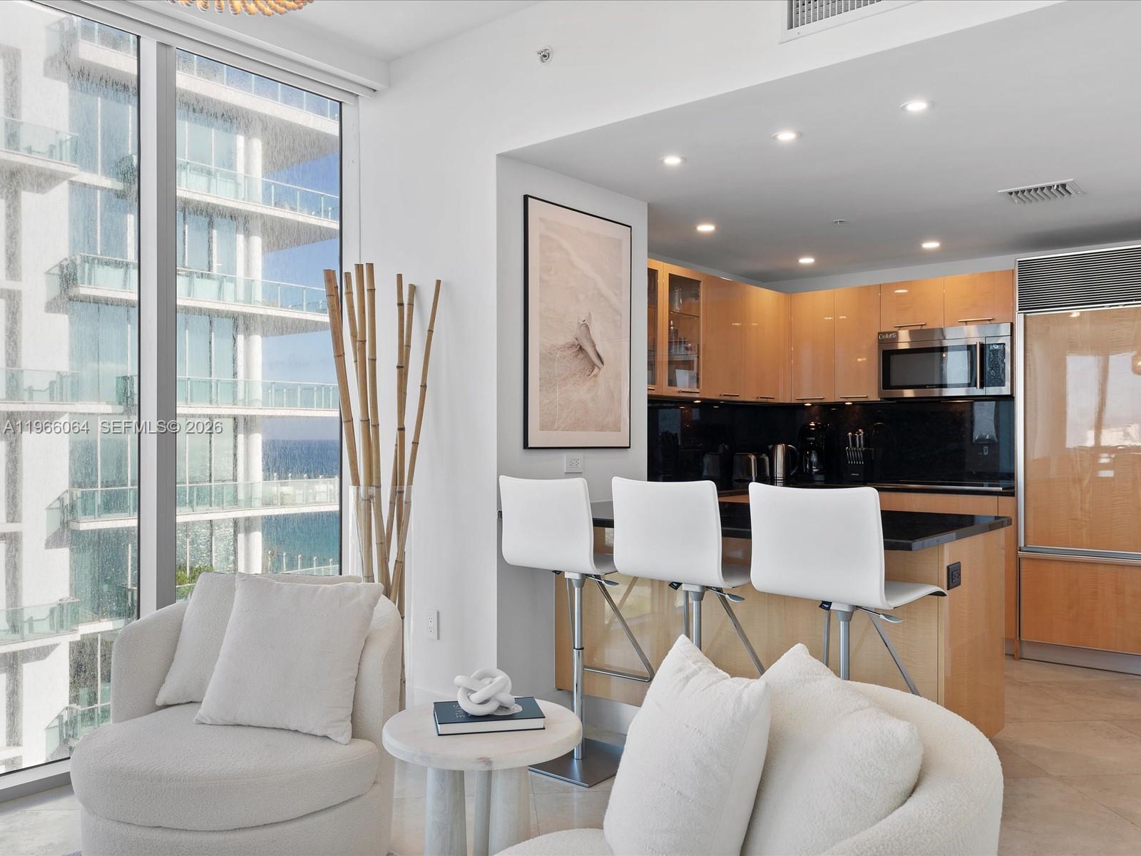 6899 Collins Ave #1704, Miami Beach FL 33141