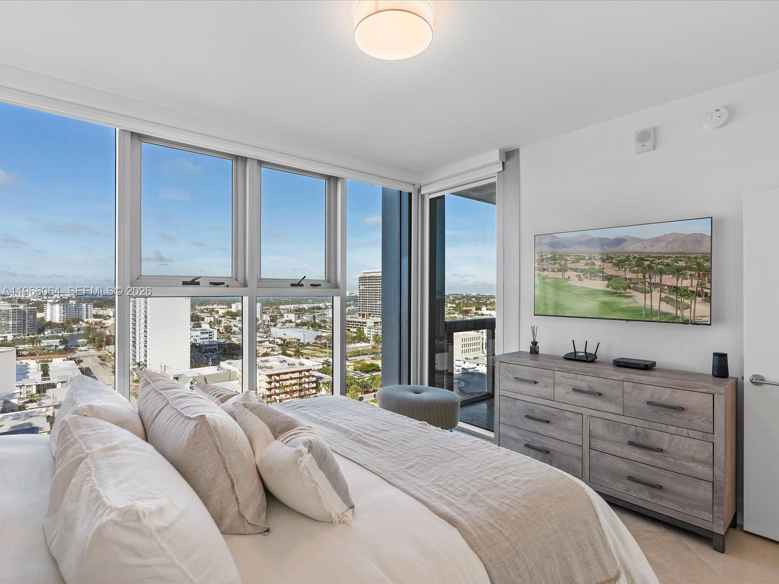 6899 Collins Ave #1704, Miami Beach FL 33141