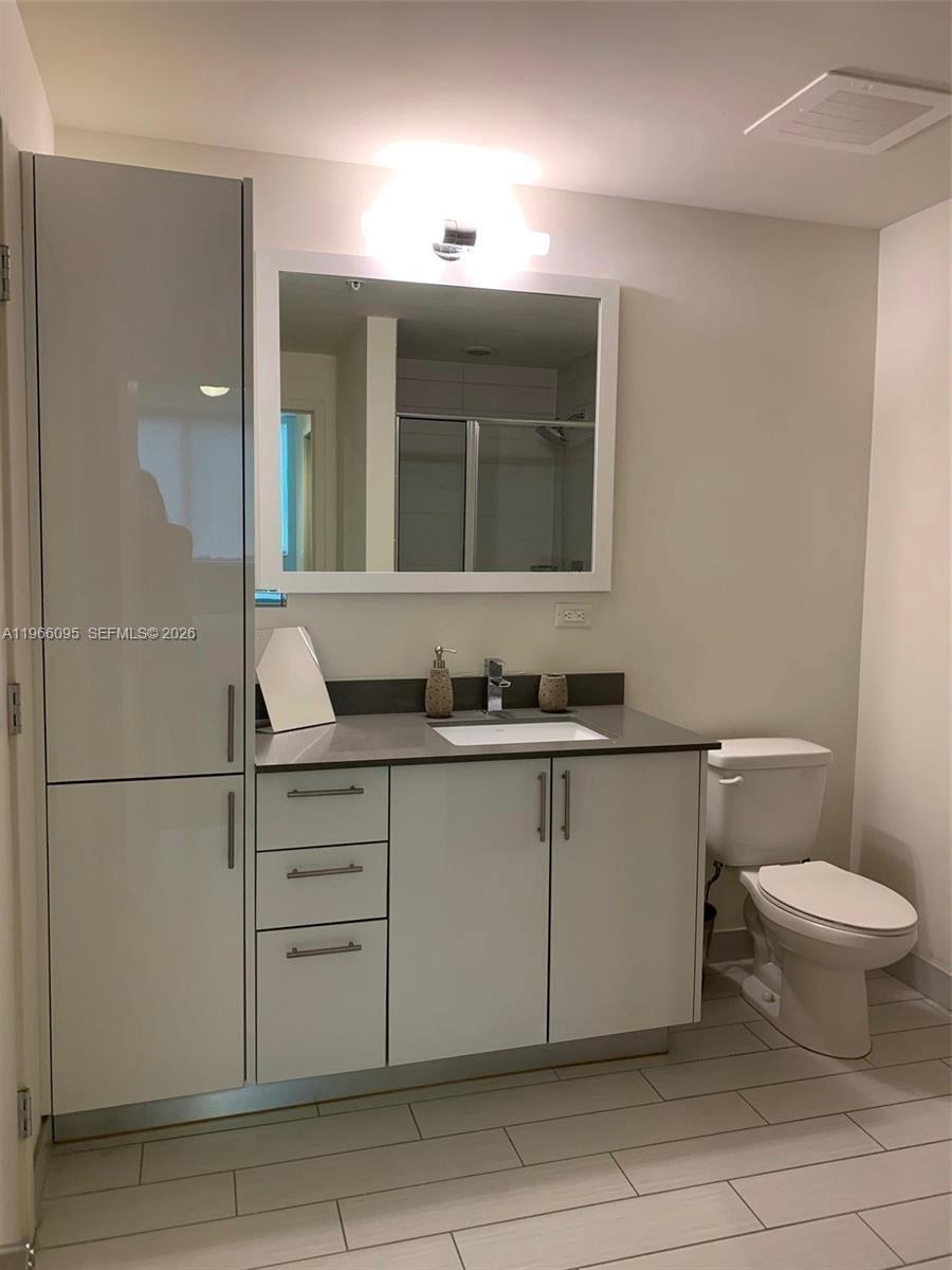 999 SW 1st Ave #1510, Miami FL 33130