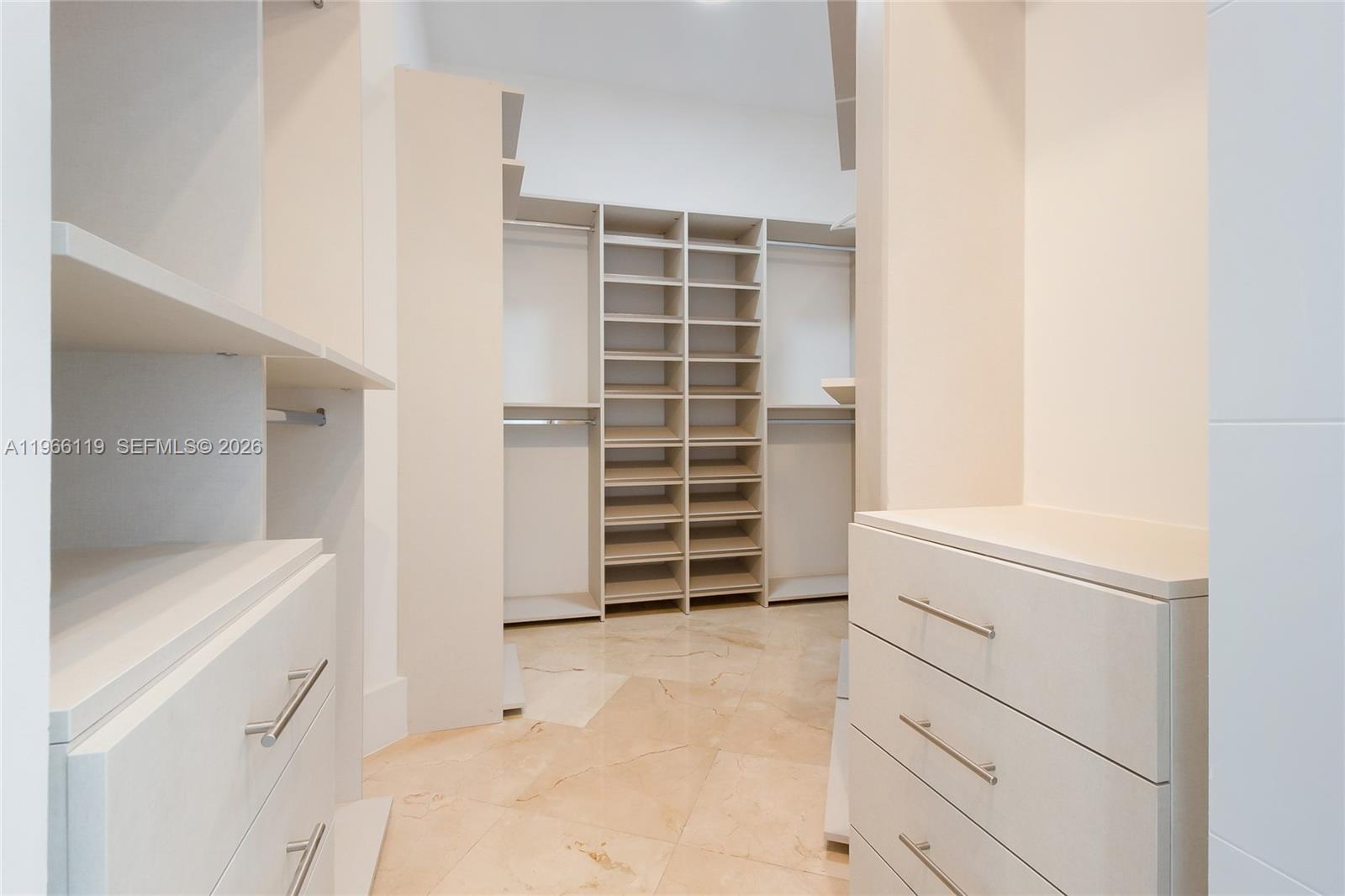 848 BRICKELL KEY DR #4306, Miami FL 33131