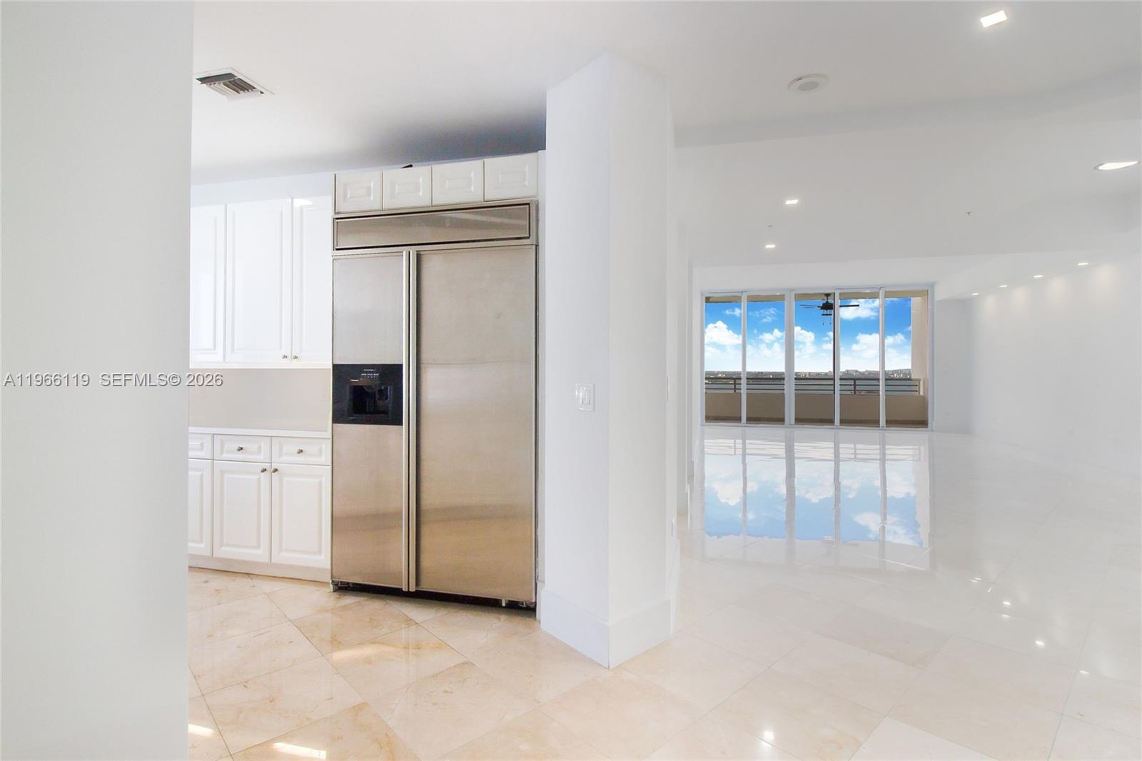 848 BRICKELL KEY DR #4306, Miami FL 33131
