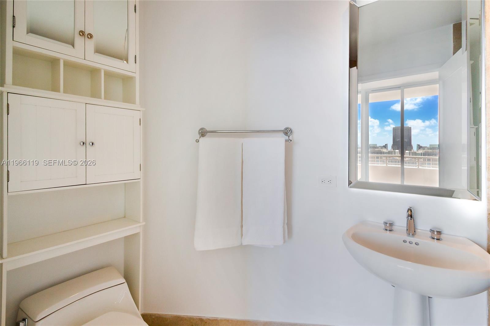 848 BRICKELL KEY DR #4306, Miami FL 33131