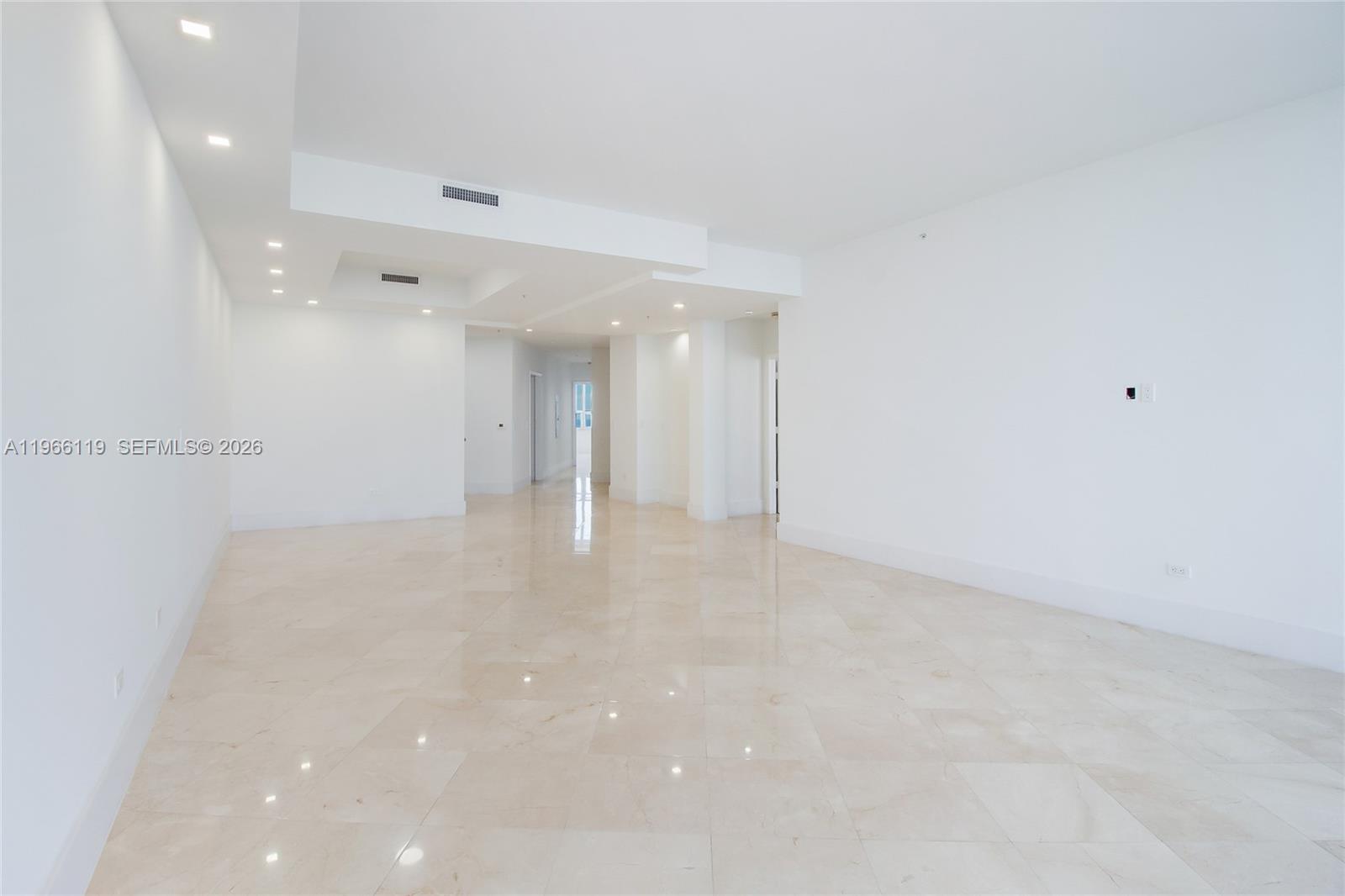 848 BRICKELL KEY DR #4306, Miami FL 33131