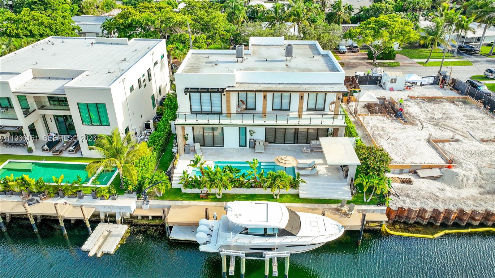 2050 S Hibiscus Dr, North Miami FL 33181