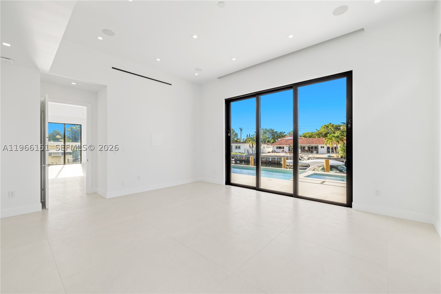 2050 S Hibiscus Dr, North Miami FL 33181
