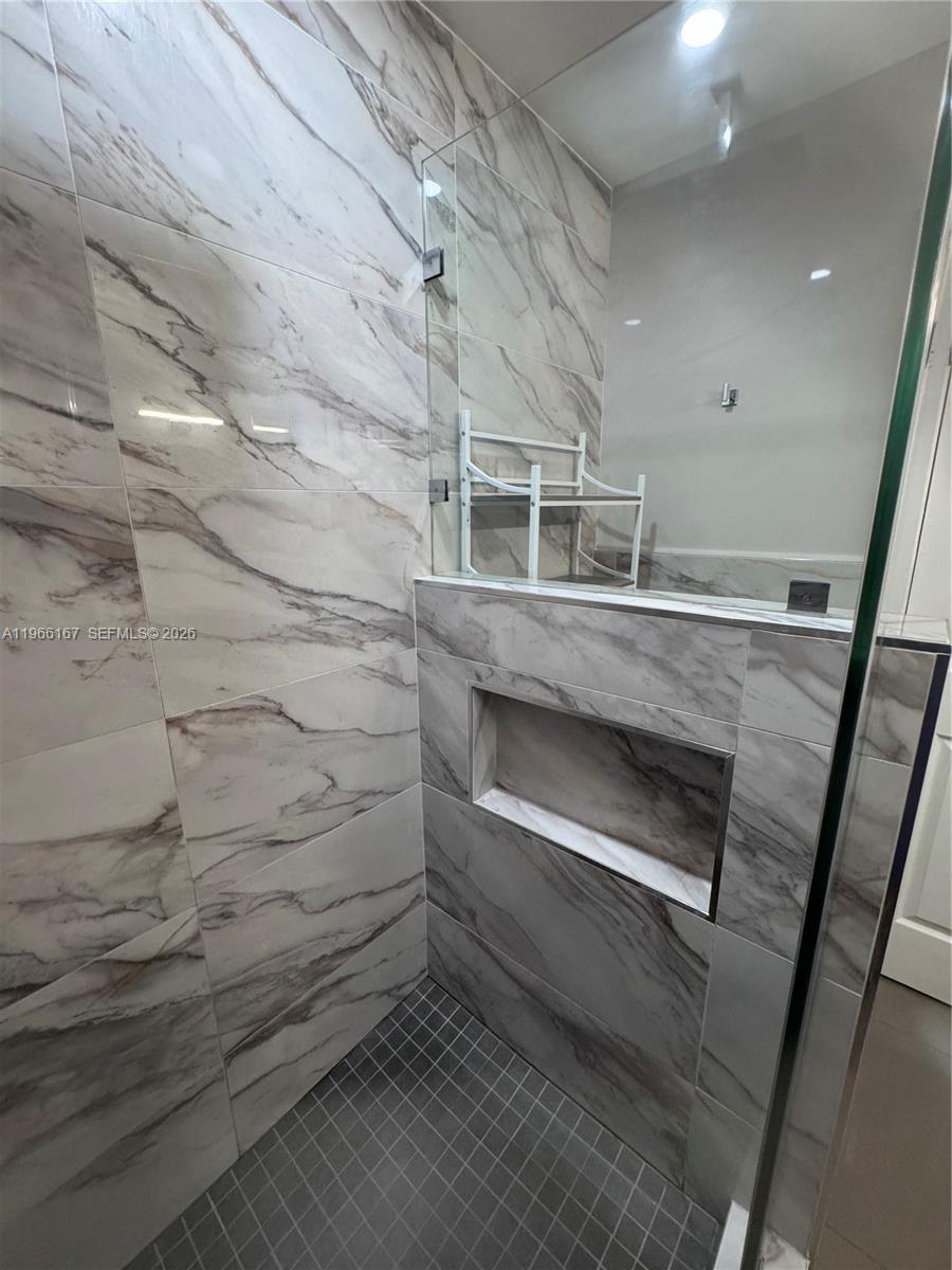 504 Woodgate Cir #C, Sunrise FL 33326