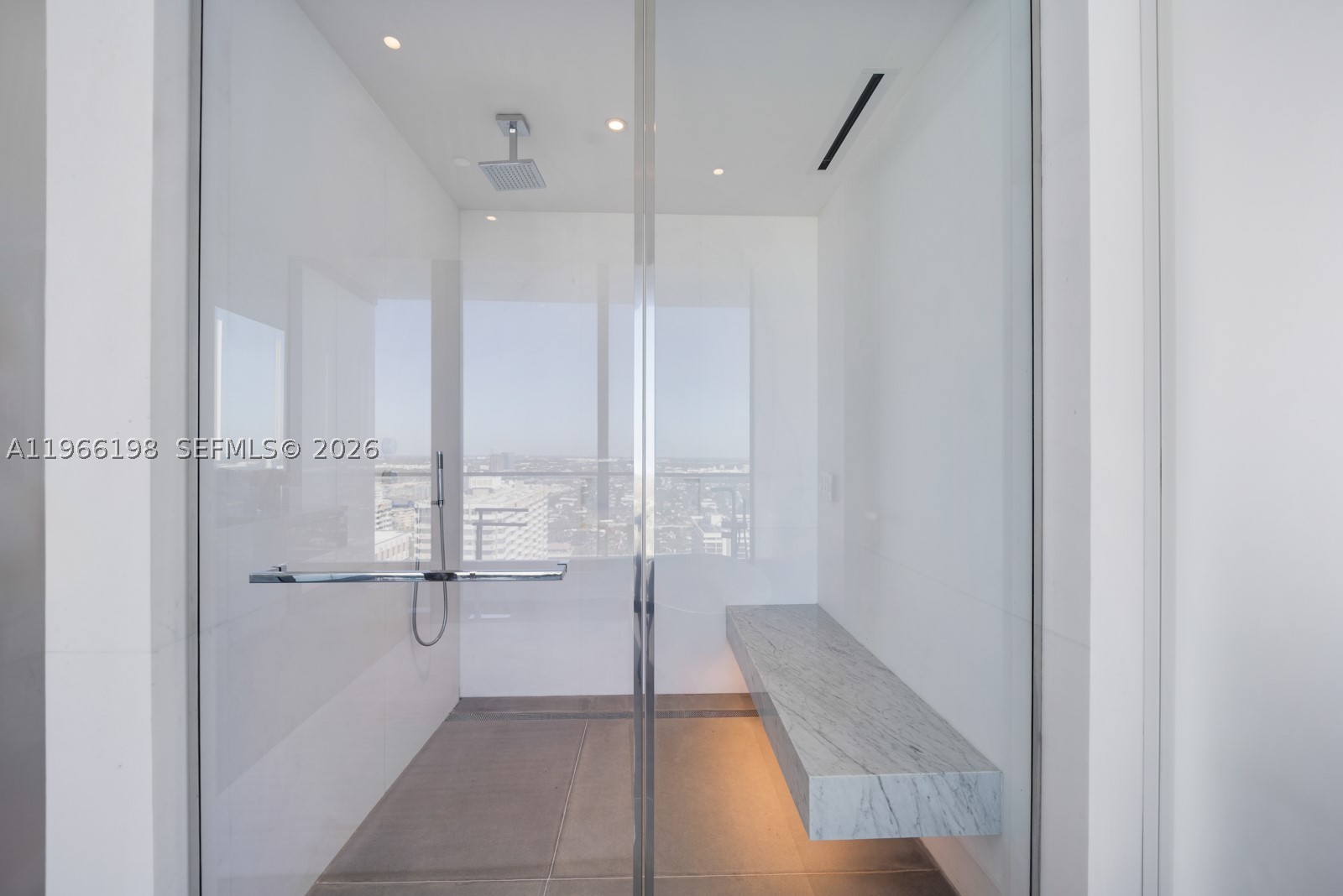 2000 S Ocean Dr #25B, Hallandale Beach FL 33009