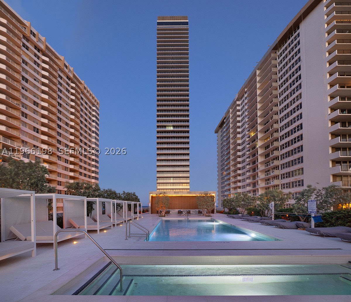 2000 S Ocean Dr #25B, Hallandale Beach FL 33009