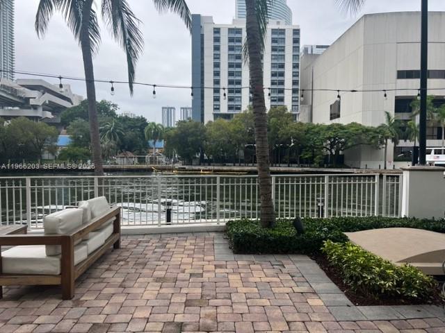 31 SE 5th St #601, Miami FL 33131