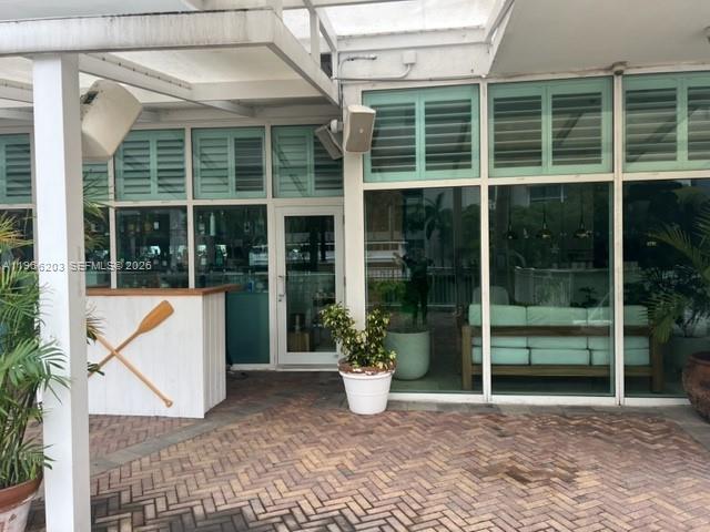 31 SE 5th St #601, Miami FL 33131