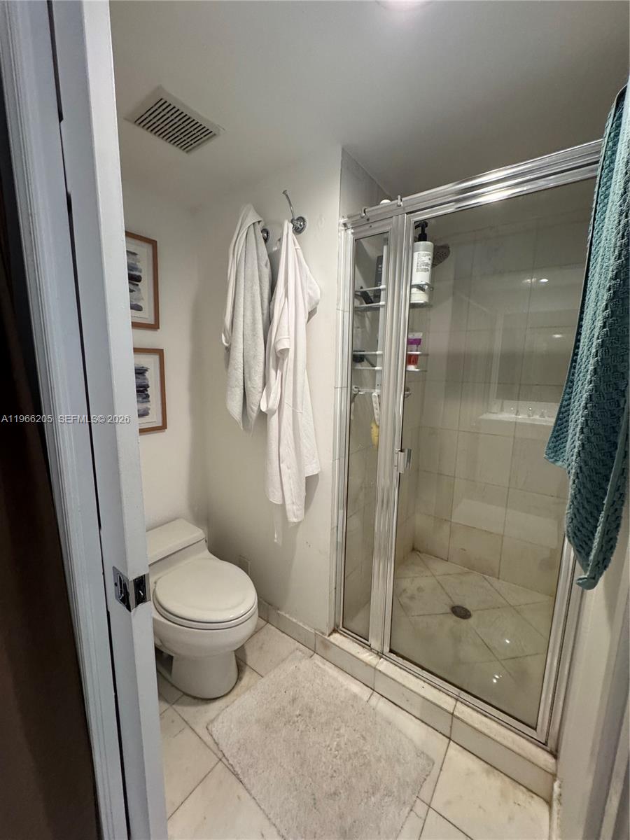 3530 Mystic Pointe Dr #3003, Aventura FL 33180