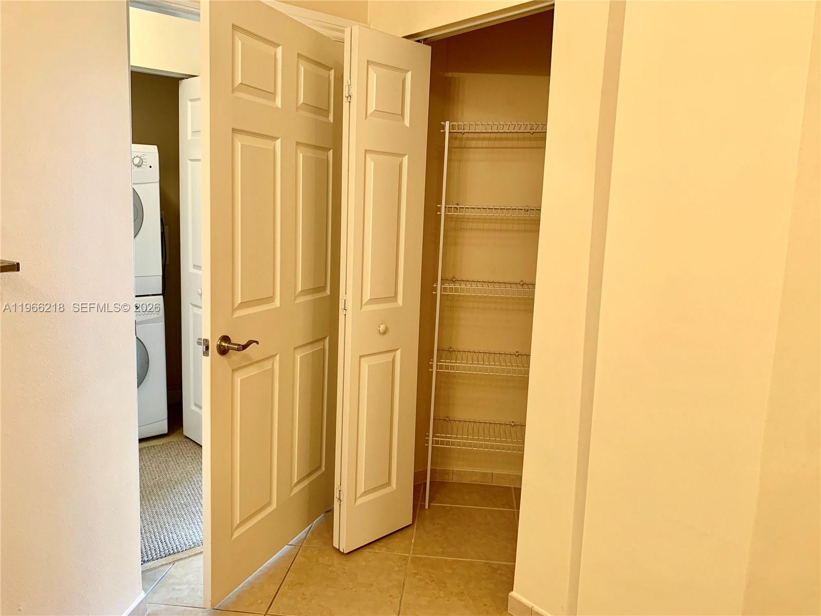 3001 NE 185th St #103, Aventura FL 33180