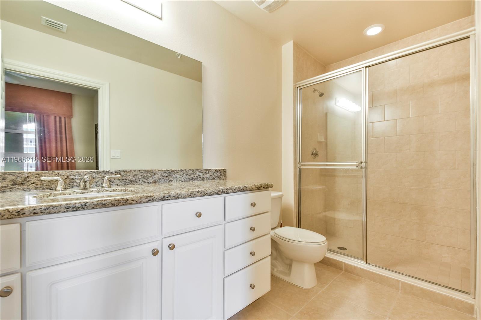 3001 NE 185th St #103, Aventura FL 33180