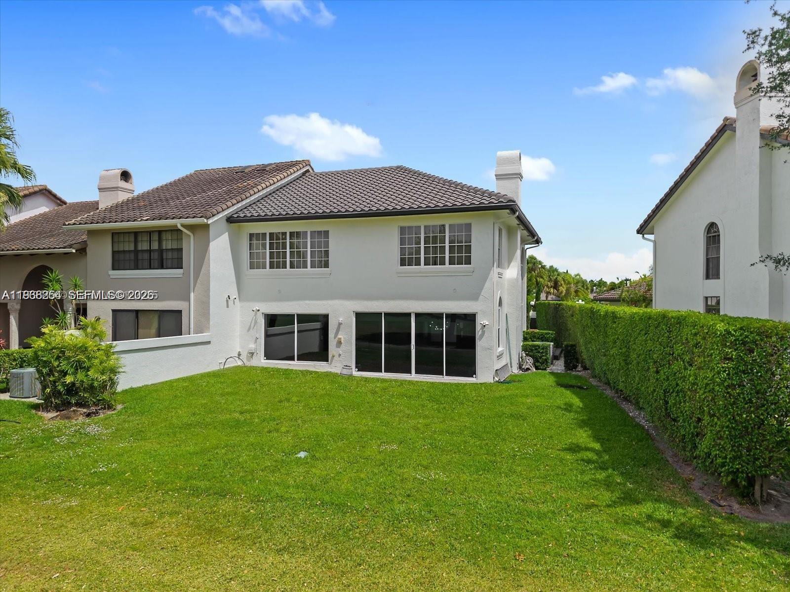 22818 El Dorado Dr, Boca Raton FL 33433