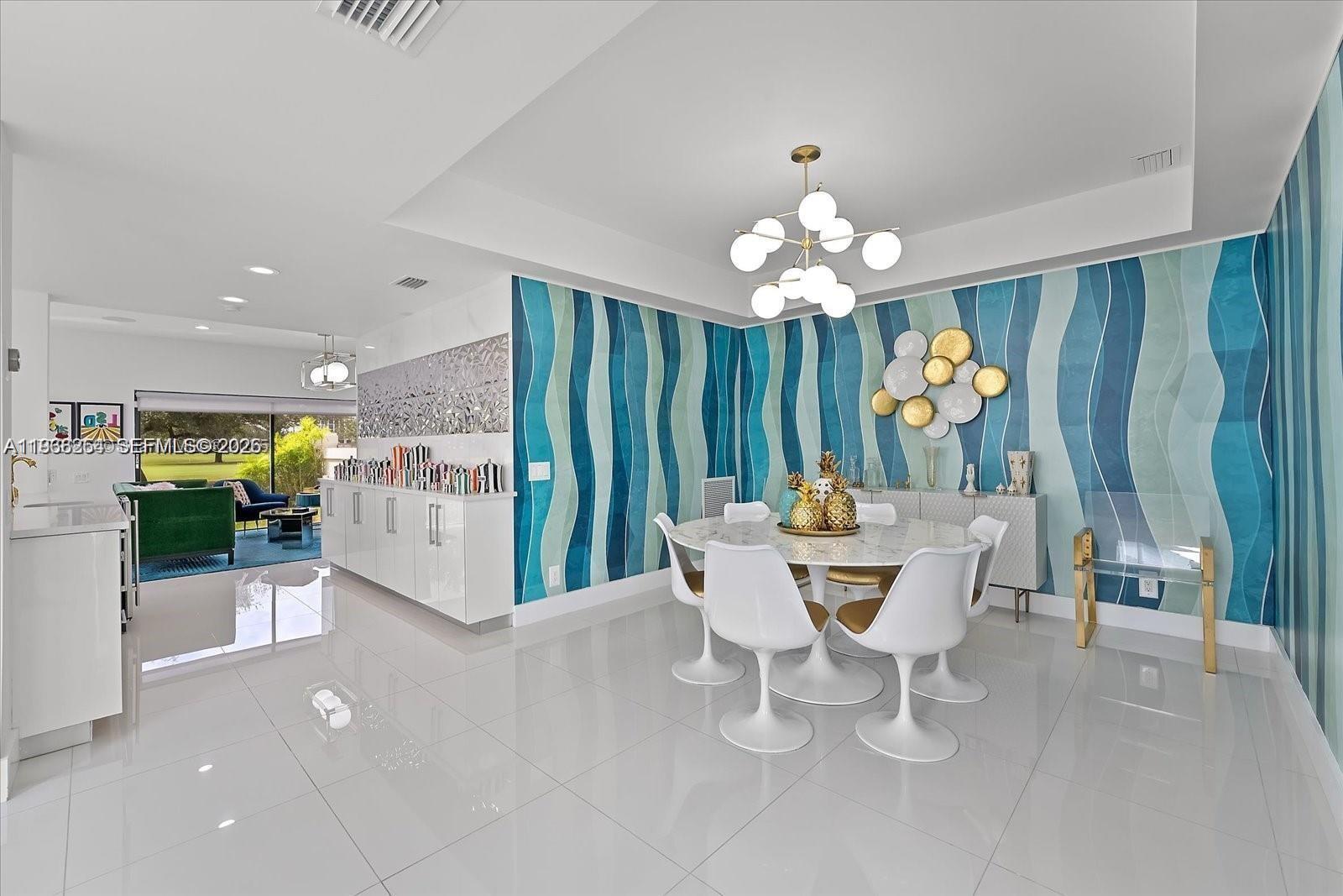 22818 El Dorado Dr, Boca Raton FL 33433