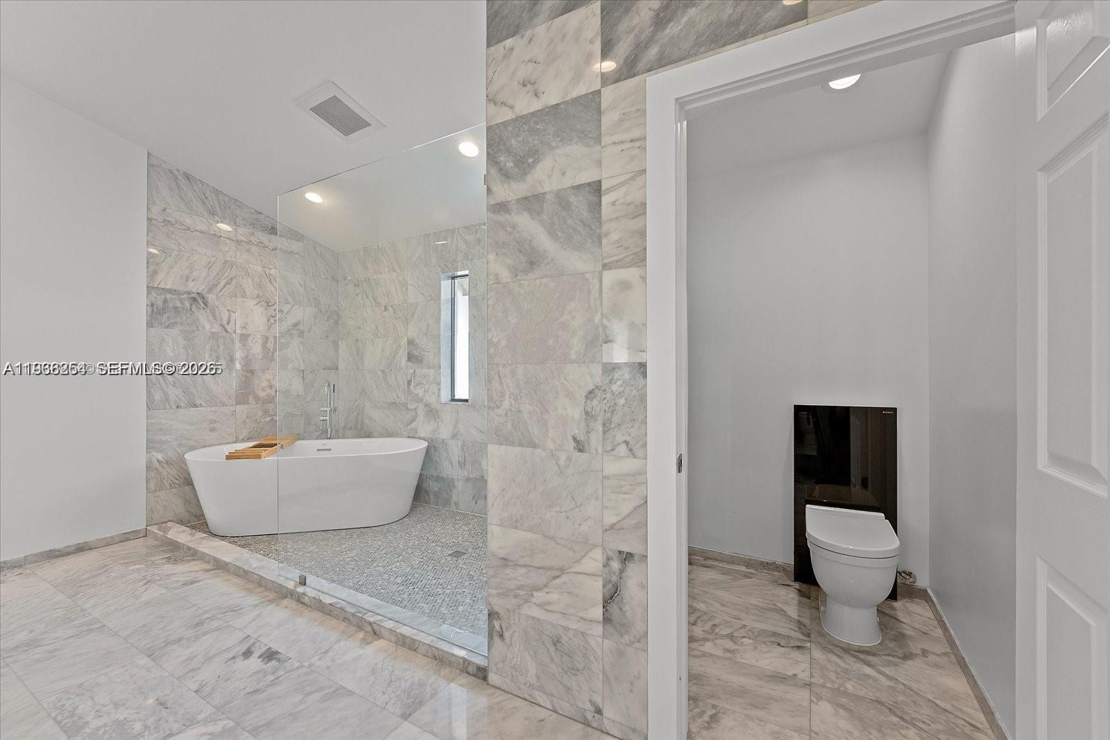 22818 El Dorado Dr, Boca Raton FL 33433