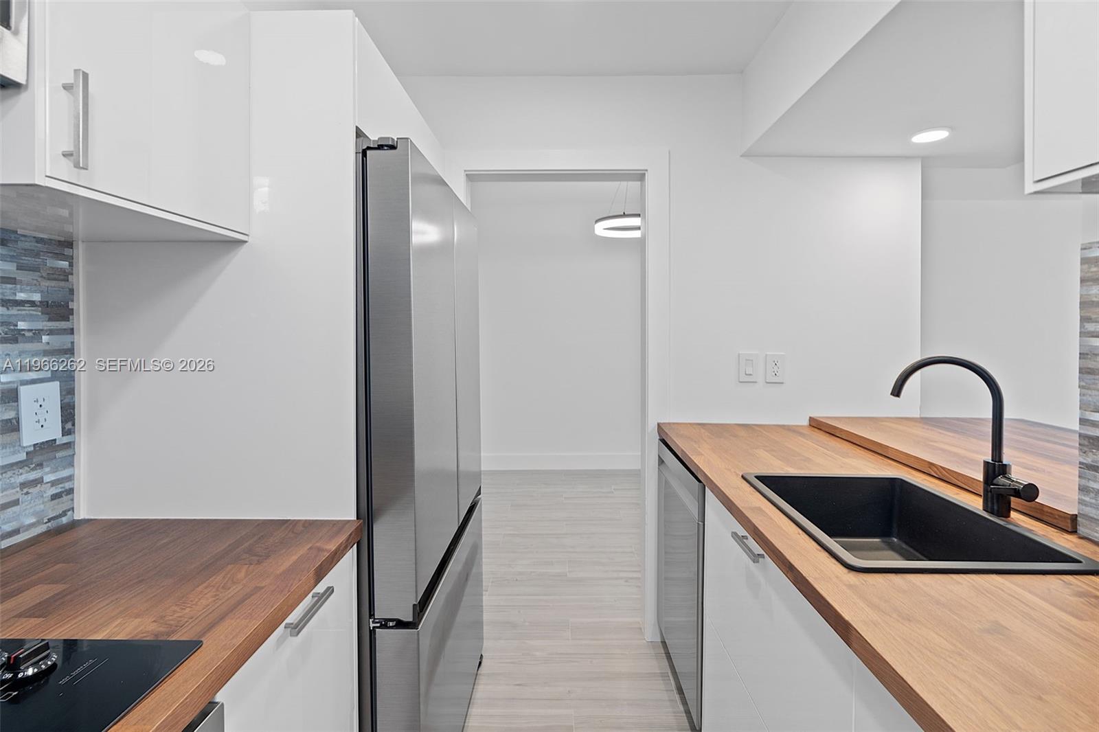 1200 West Ave #521, Miami Beach FL 33139