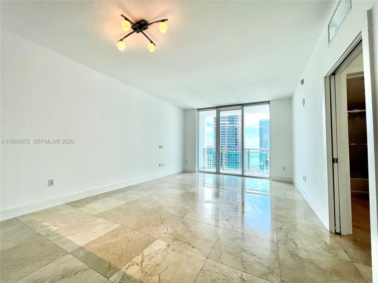 950 Brickell Bay Dr #3903, Miami FL 33131