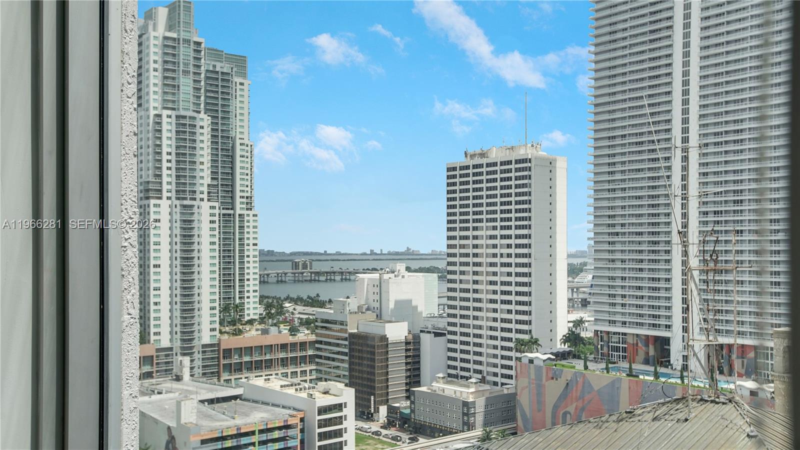 151 SE 1st St #2101, Miami FL 33131