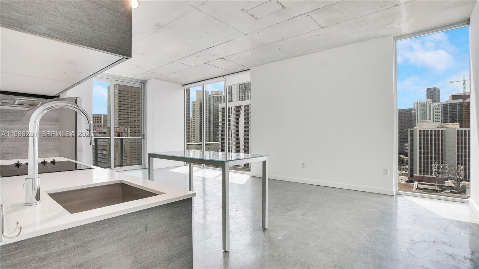 151 SE 1st St #2101, Miami FL 33131
