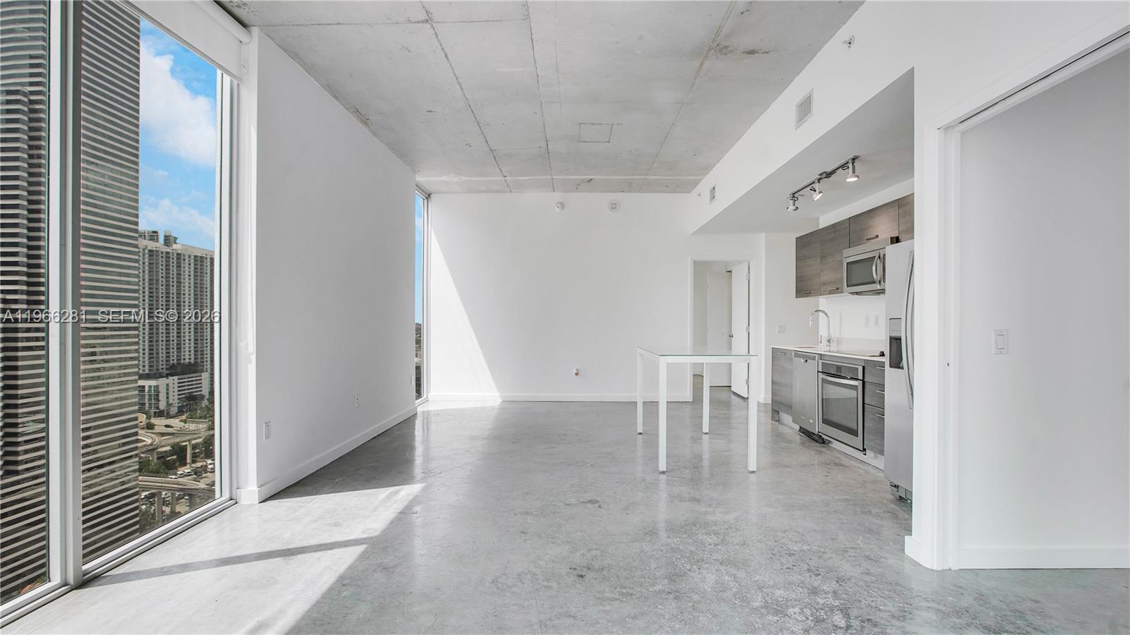 151 SE 1st St #2101, Miami FL 33131