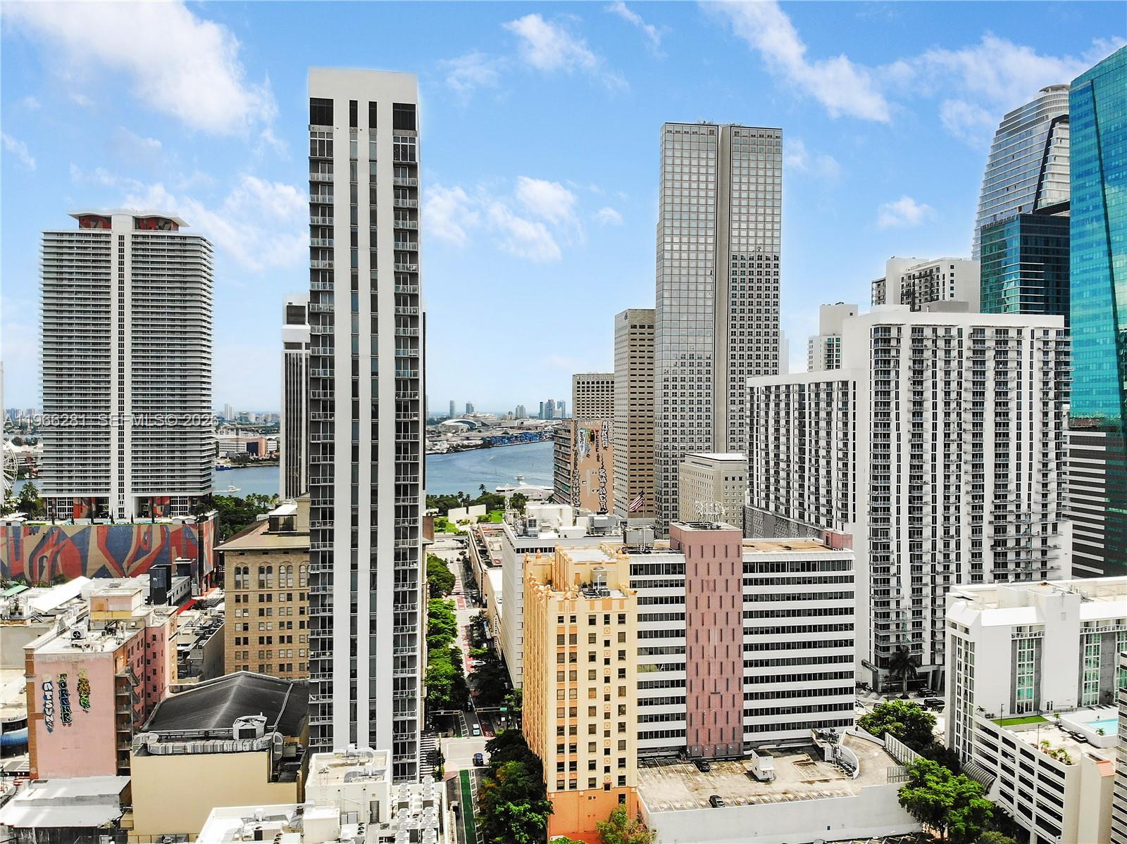 151 SE 1st St #2101, Miami FL 33131